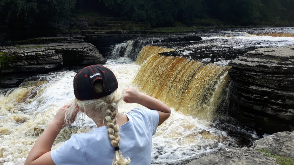 Lauren visits Aysgarth with her children.